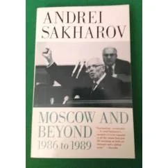 Обложка книги «Moscow and Beyond, 1986 to 1989»