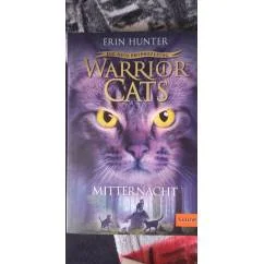 Обложка книги «Warrior Cats Staffel 2/01. Die neue Prophezeiung. Mitternacht»