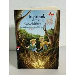 Обложка книги «Ich schenk dir eine Geschichte 2014 - Die Jagd nach dem Leuchtkristall»