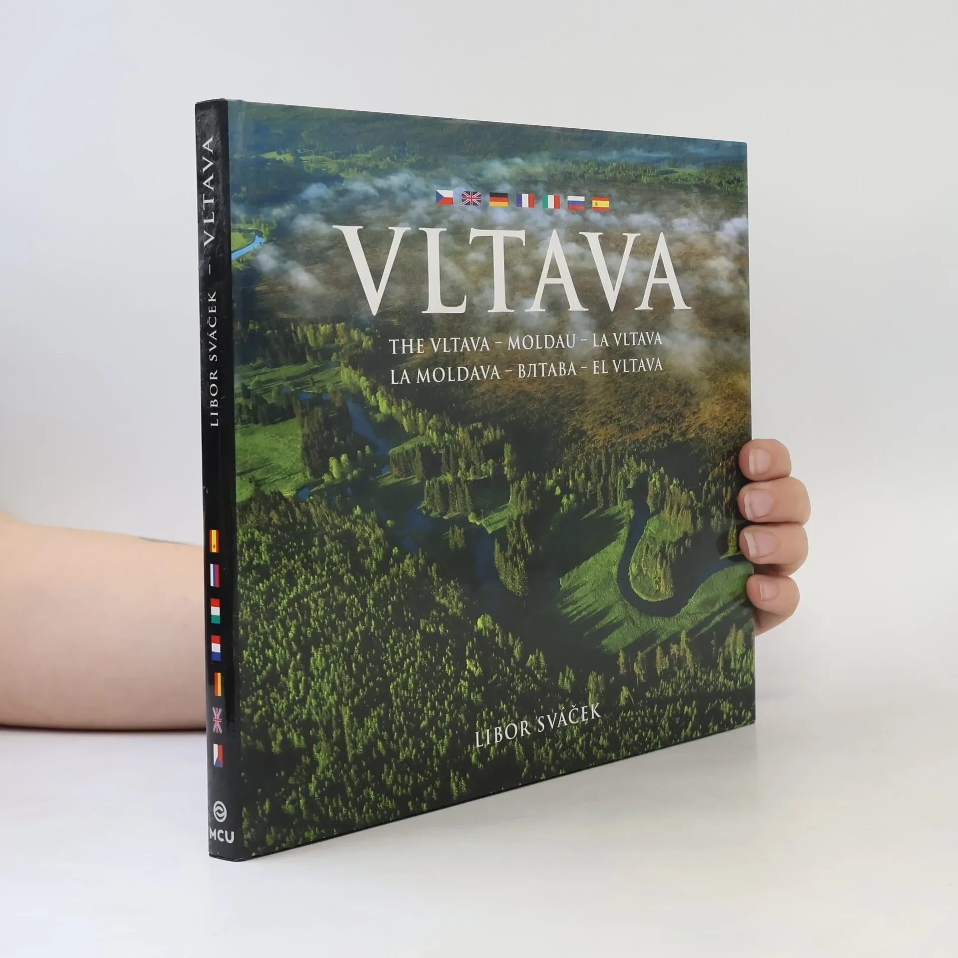 Обложка книги «Vltava»