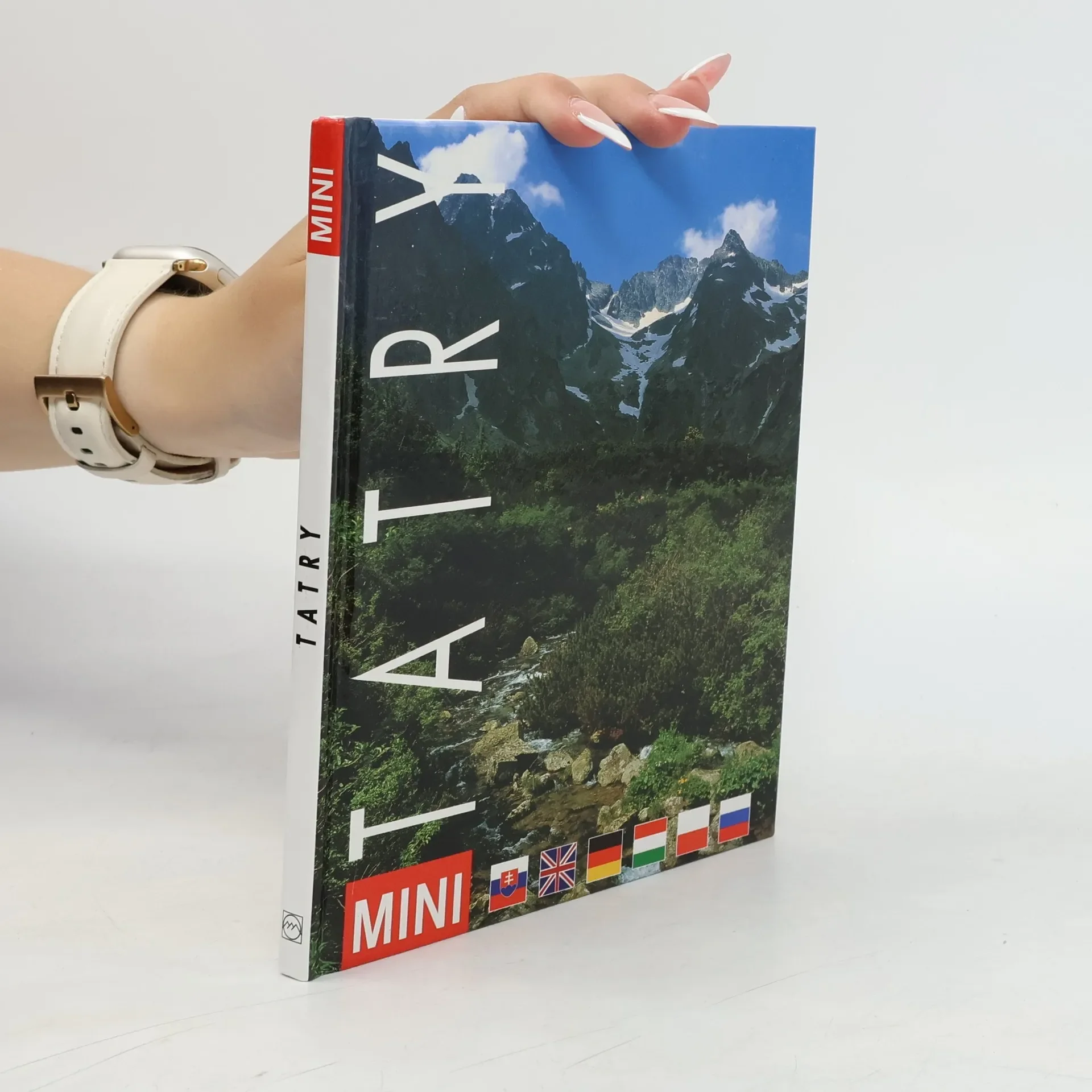 Обложка книги «Tatry»