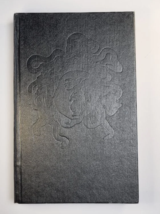 Обложка книги «Синдрои Анастасии и другие истории»