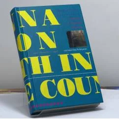 Обложка книги «Смерть в чужой стране»