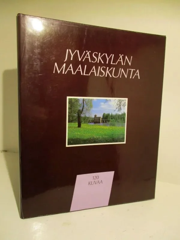 Обложка книги «Jyväskylän maalaiskunta : 120 kuvaa»