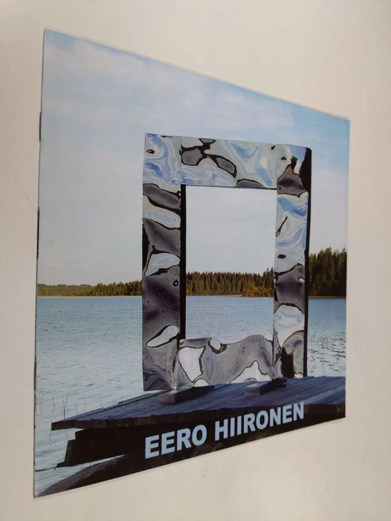 Обложка книги «Eero Hiironen : virran juoksua : teoksia vuosilta 1956-1995 = flowing water : works from 1956-1995»