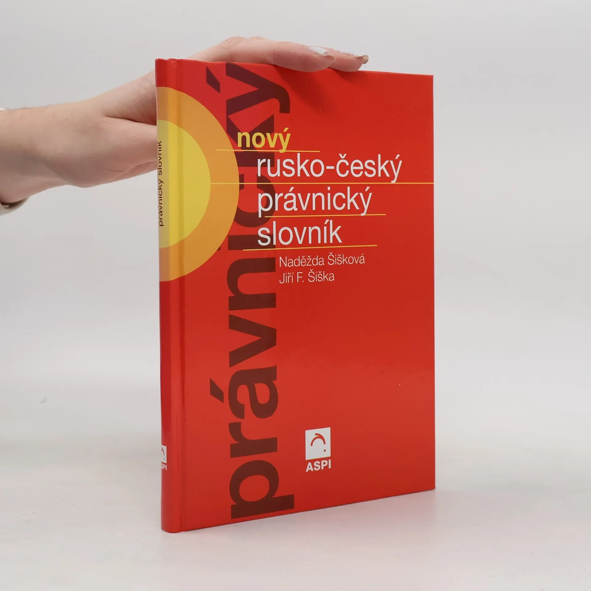 Обложка книги «Nový rusko-český právnický slovník»